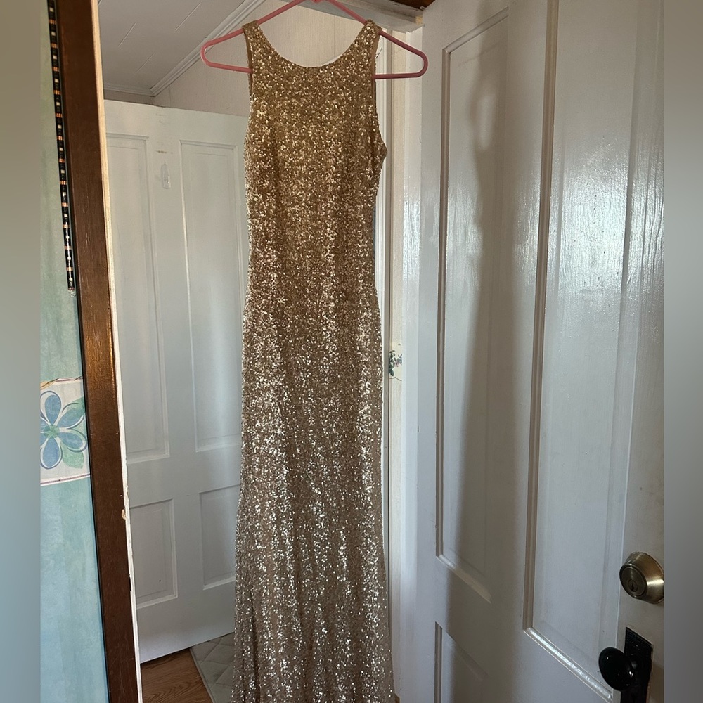 Gold sorella vita gown